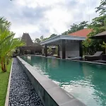 Griya Shanti Suites